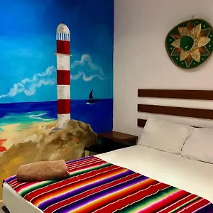 Leo Downtown Homestay Cancun
